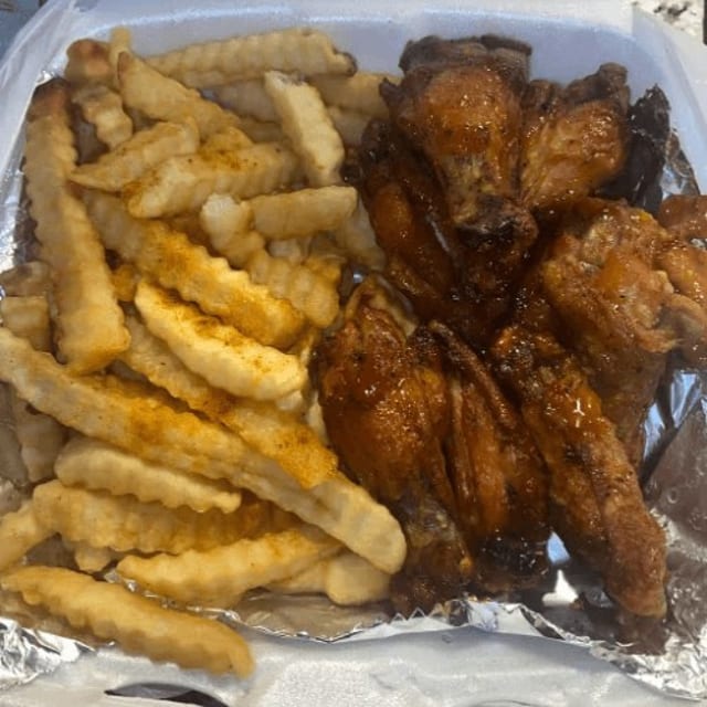 Buffalo Wings Platter (10 Pieces).
