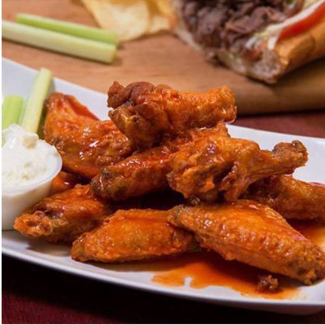10 Jumbo Buffalo Wings.