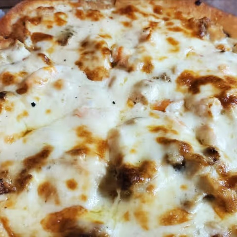 BBQ Chicken Pizza Delight