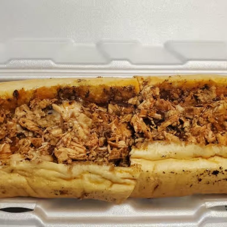 Delicious Chicken Cheesesteak
